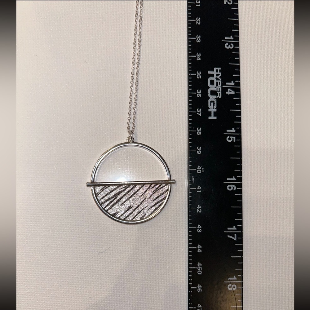 chic long silver necklace
